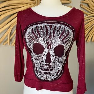 Embroidered skull 3/4 length sleeve burgundy top - size M